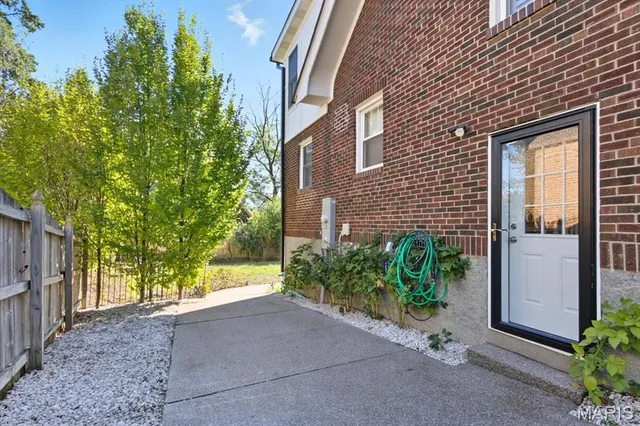 $880,000 | 7396 Bedford Avenue, St. Louis, MO 63130