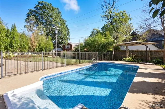 $880,000 | 7396 Bedford Avenue, St. Louis, MO 63130