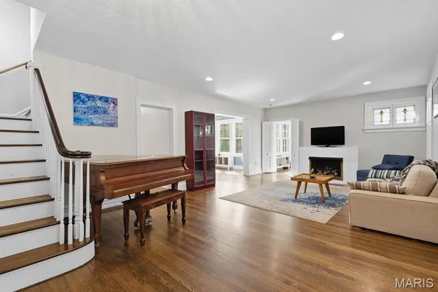 $880,000 | 7396 Bedford Avenue, St. Louis, MO 63130