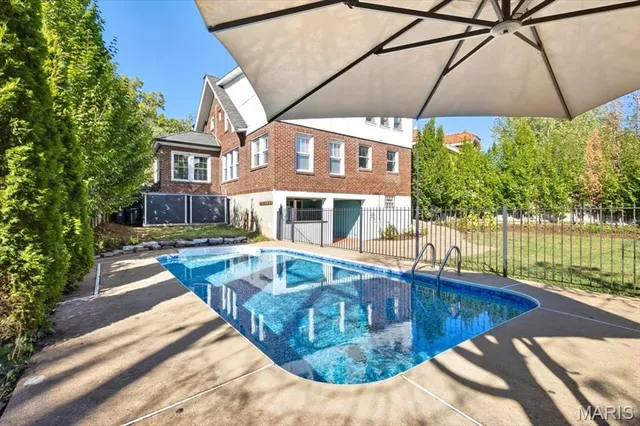 $880,000 | 7396 Bedford Avenue, St. Louis, MO 63130