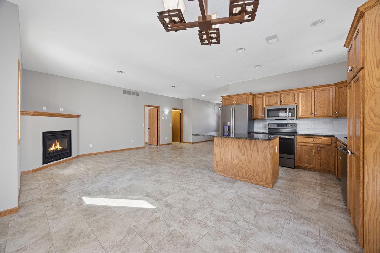204 Goldfinch Lane Clearwater, MN 55320 - Photo 4 of 20