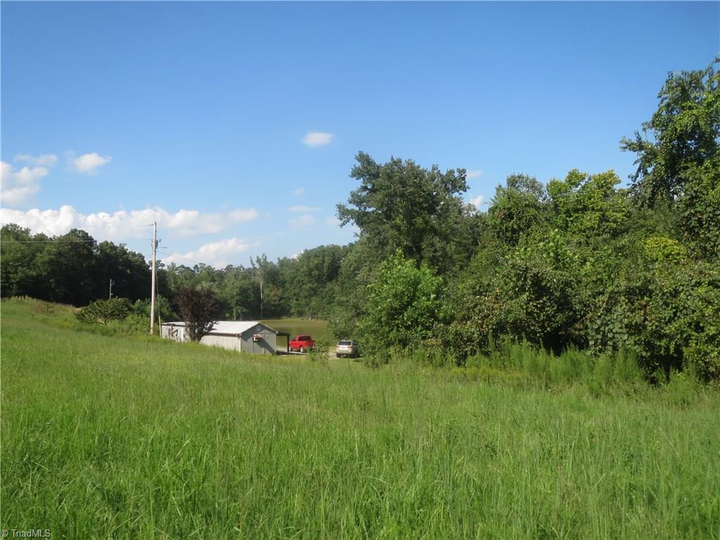 4240 Byrd Road Elkin, NC 28621 - Photo 8 of 21 Gallery Image 8