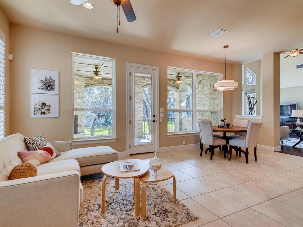 215 Reveille Road Austin, TX 78746 - Photo 14 of 40 Breakfast room