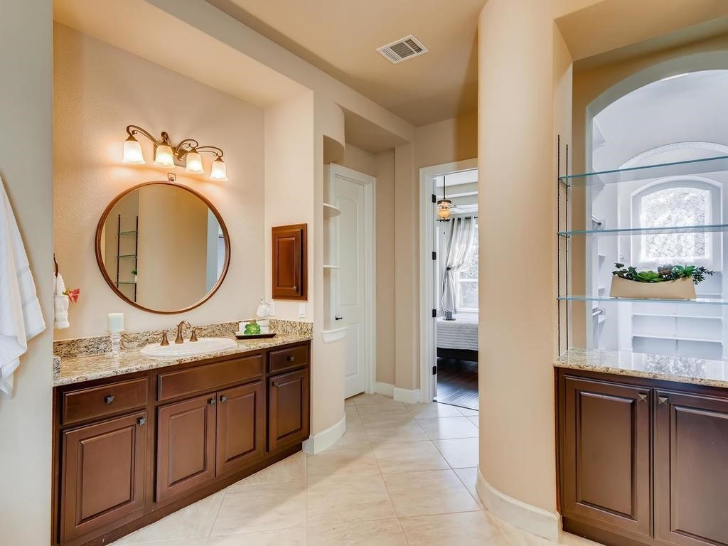 215 Reveille Road Austin, TX 78746 - Photo 21 of 40