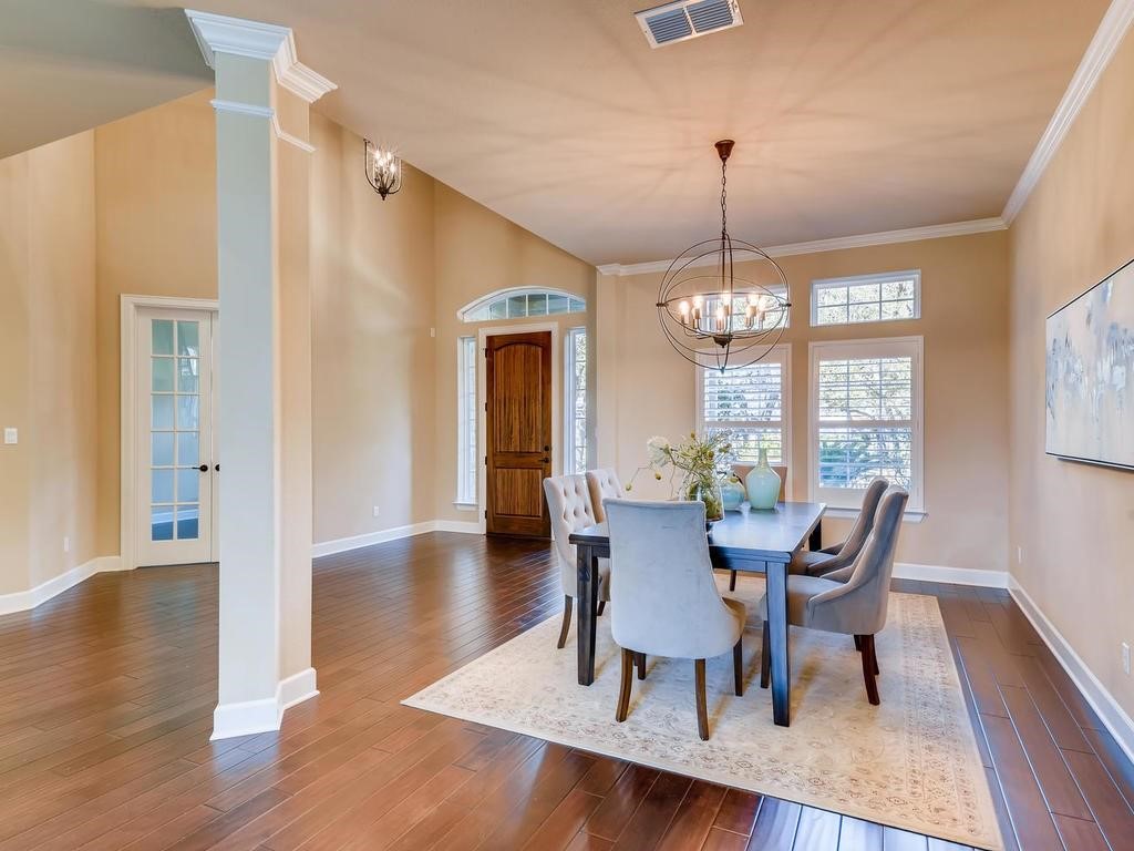 215 Reveille Road Austin, TX 78746 - Photo 6 of 40