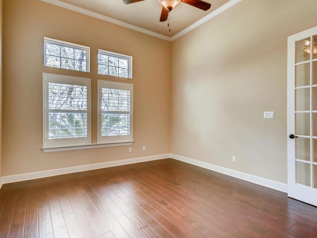 215 Reveille Road Austin, TX 78746 - Photo 7 of 40 study