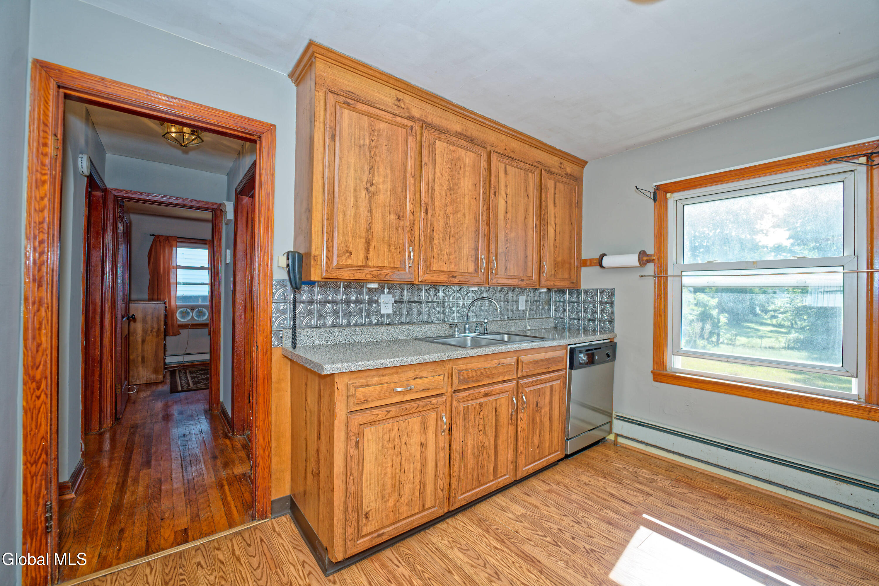 1821 Cassella Road Rotterdam, NY 12303 - Photo 13 of 33 3 Kitchen 1