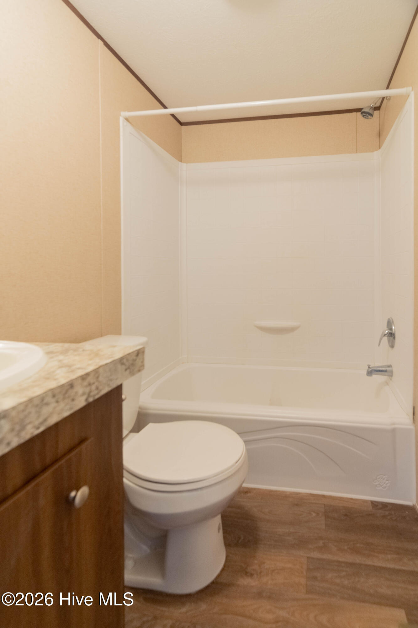 181 Porters Ridge Road Jacksonville, NC 28540 - Photo 15 of 21 181 Porters Ridge bath 2.1