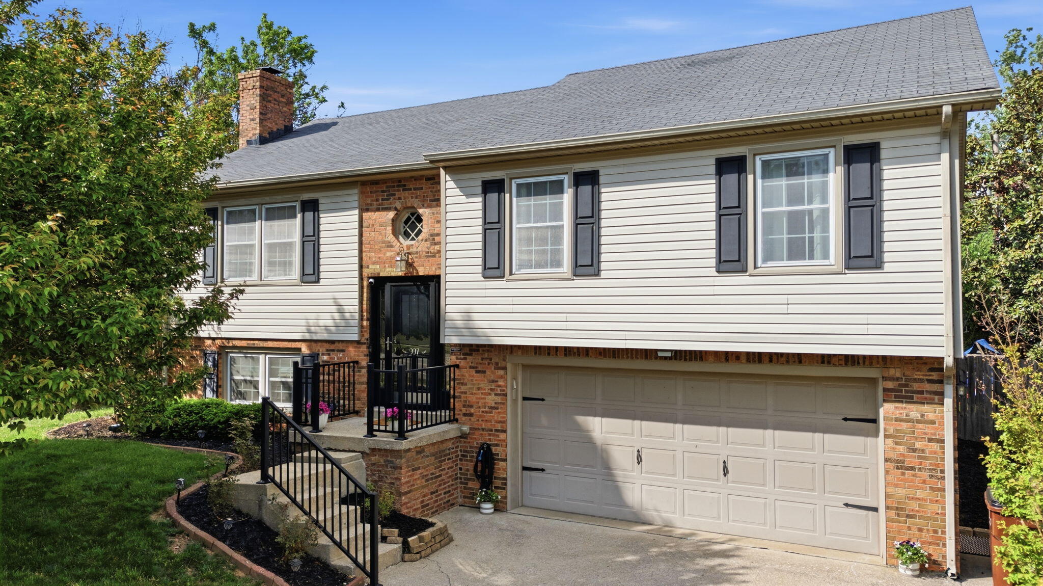 997 Spring Run Road Lexington, KY 40514 - Photo 1 of 36 1-web-or-mls-000Spring Run
