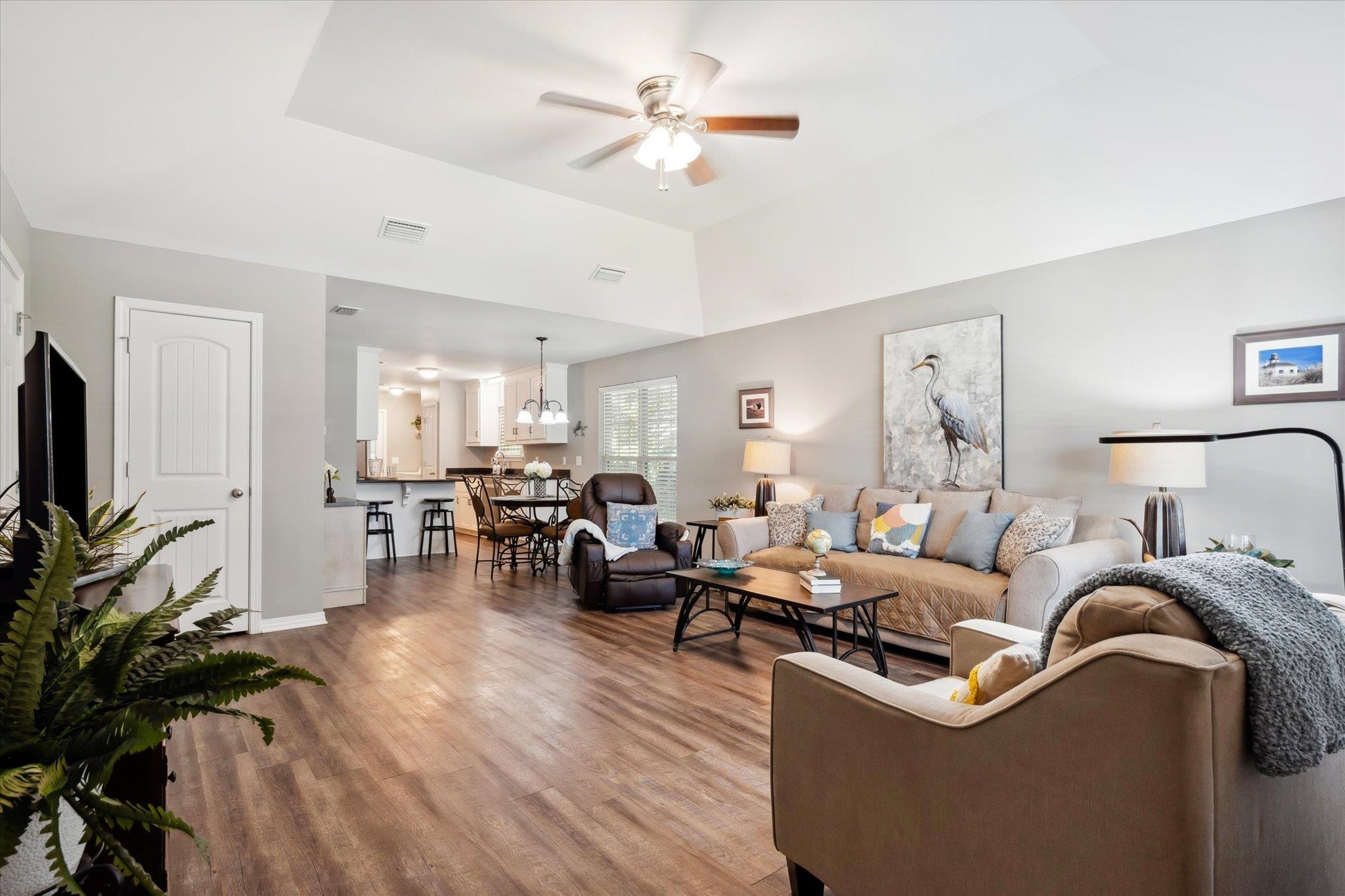 16096 Hoiles Avenue Silverhill, AL 36576 - Photo 19 of 20 LivingRoom