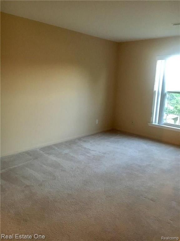 5365 Brookemonte Circle, Unit 328 Rochester, MI 48306 - Photo 10 of 12