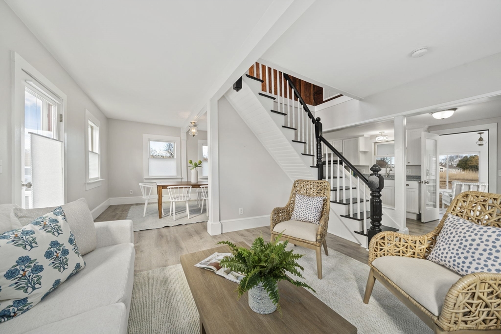 98 Cherry Street Marshfield, MA 02020 - Photo 3 of 39