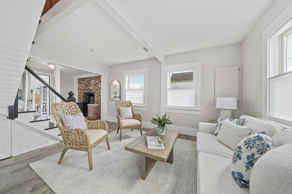 98 Cherry Street Marshfield, MA 02020 - Photo 4 of 39