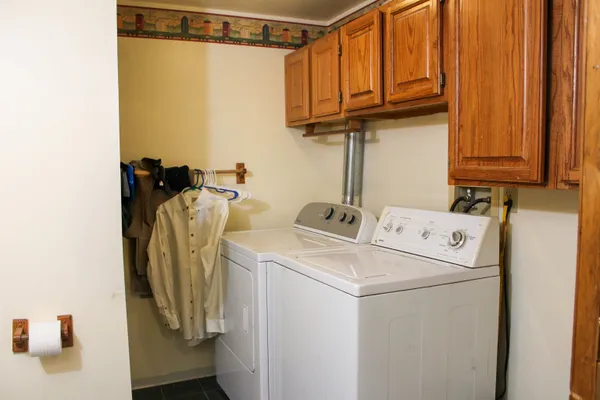 $483,000 | 8311 North Greenwood Court, Spokane, WA 99208