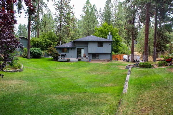 $483,000 | 8311 North Greenwood Court, Spokane, WA 99208