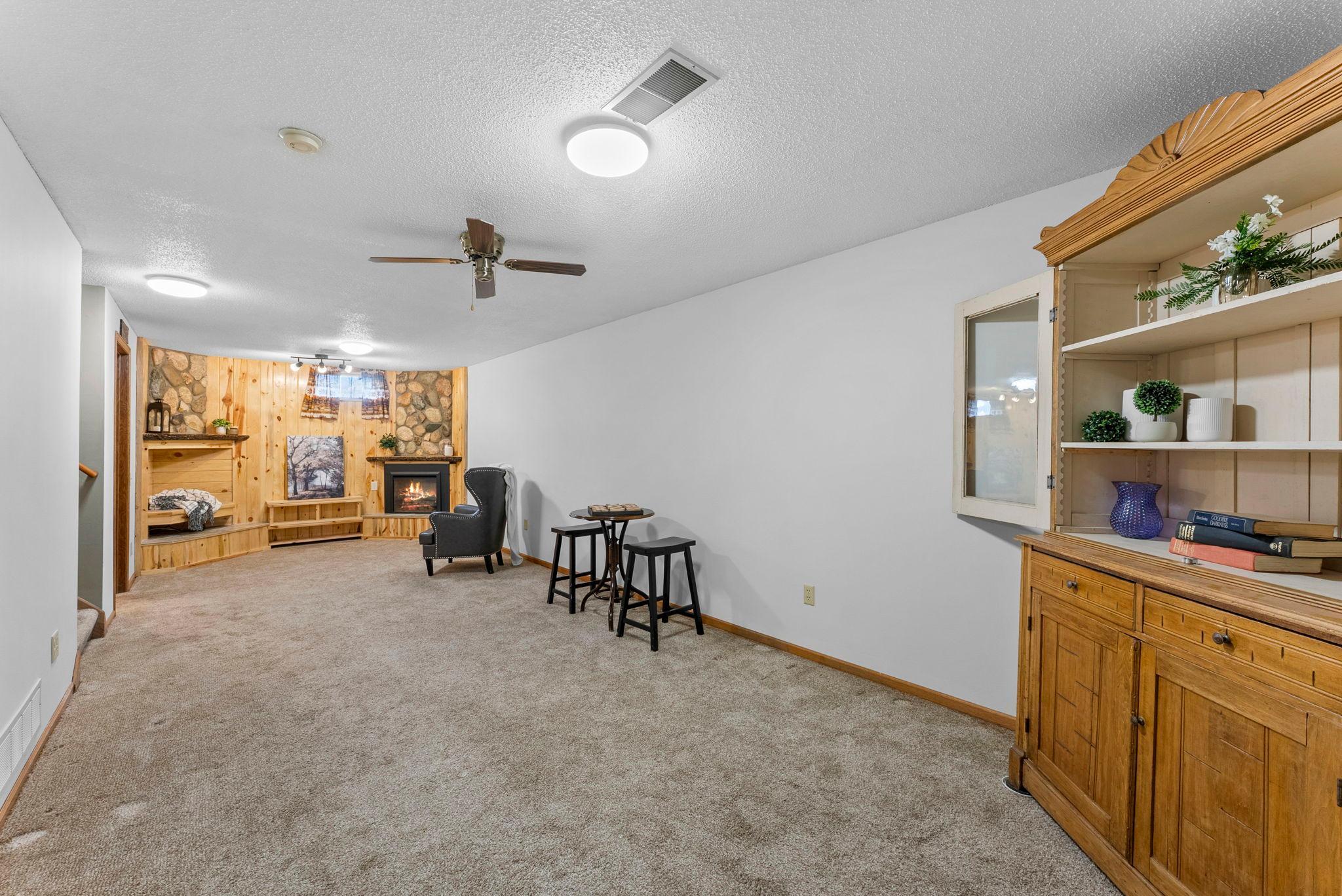 33103 Flanders Street Northeast Cambridge, MN 55008 - Photo 12 of 36