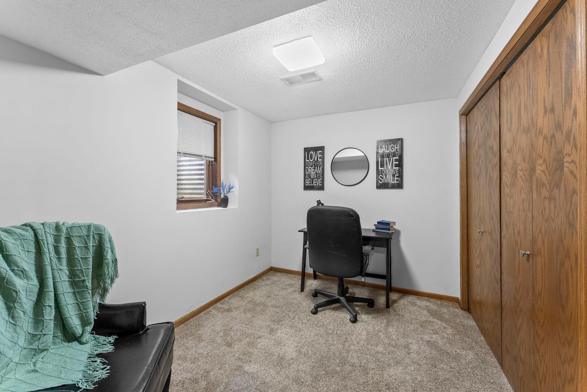 33103 Flanders Street Northeast Cambridge, MN 55008 - Photo 14 of 36