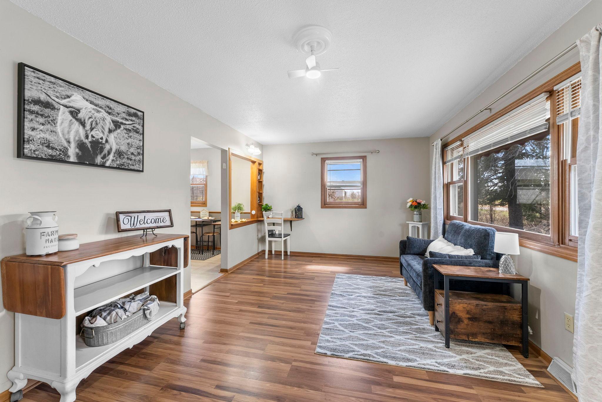 33103 Flanders Street Northeast Cambridge, MN 55008 - Photo 4 of 36