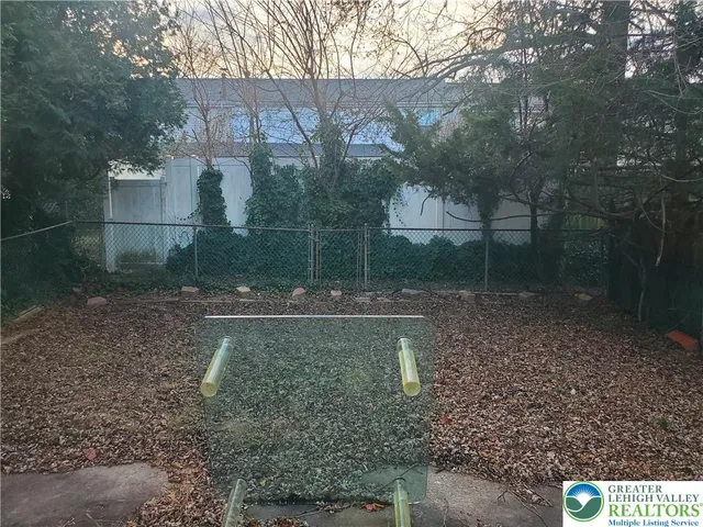 a view of a outdoor space