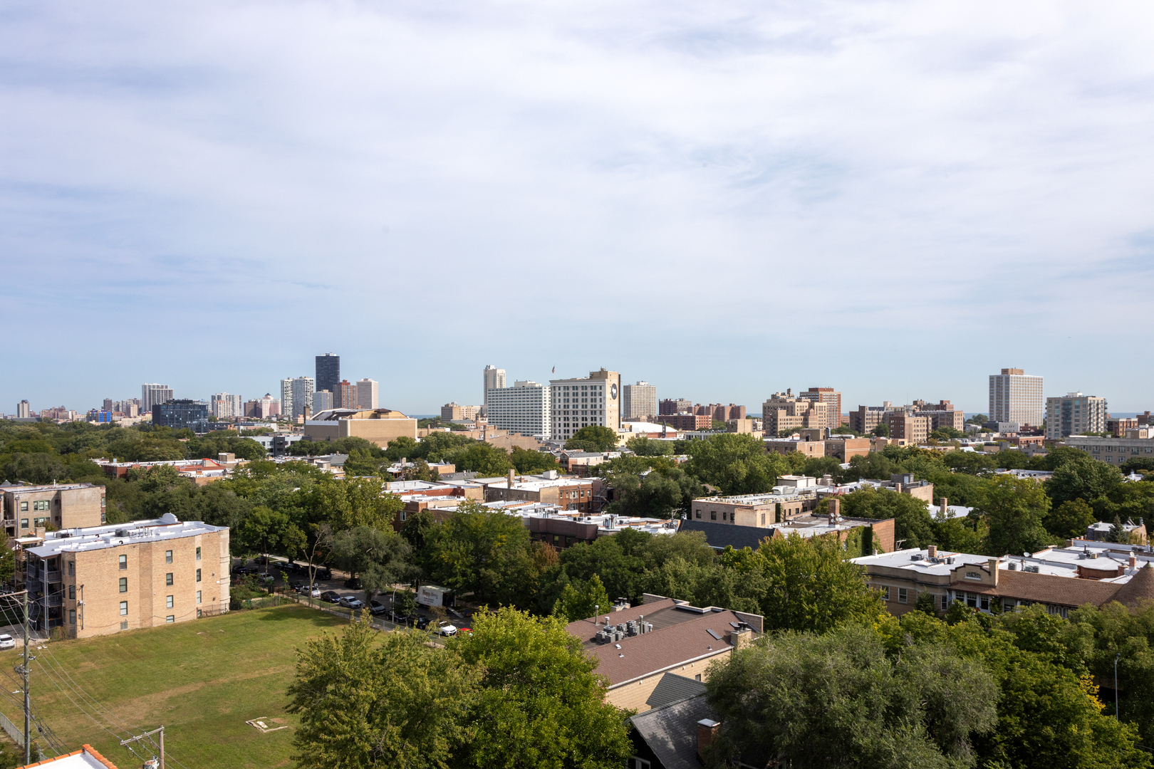 1325 West Wilson Avenue, Unit 1006 Chicago, IL 60640 - Photo 10 of 21 a view of a city