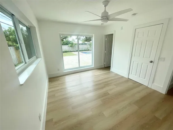 $6,495 | 924 Southwest 11th Street, Boca Raton, FL 33486