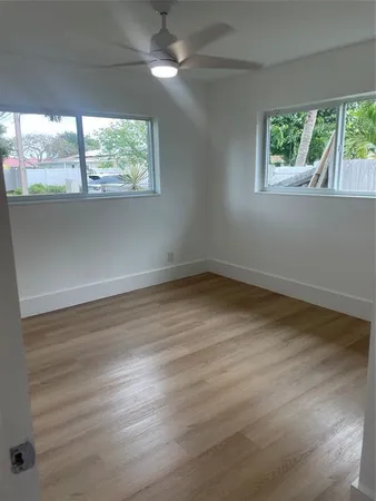 $6,495 | 924 Southwest 11th Street, Boca Raton, FL 33486