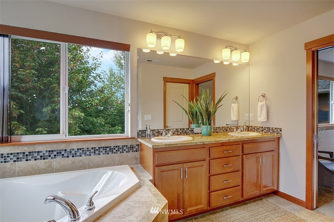 19017 4th Drive Southeast Bothell, WA 98012 - Photo 23 of 30 Gallery Image 23