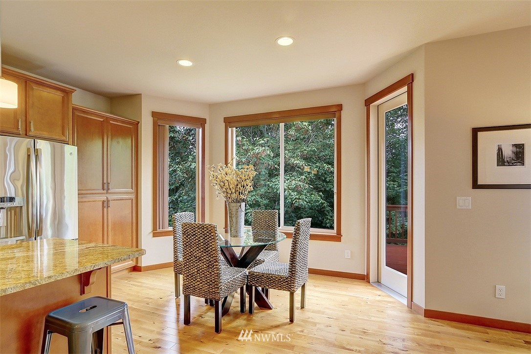 19017 4th Drive Southeast Bothell, WA 98012 - Photo 7 of 30 Gallery Image 7