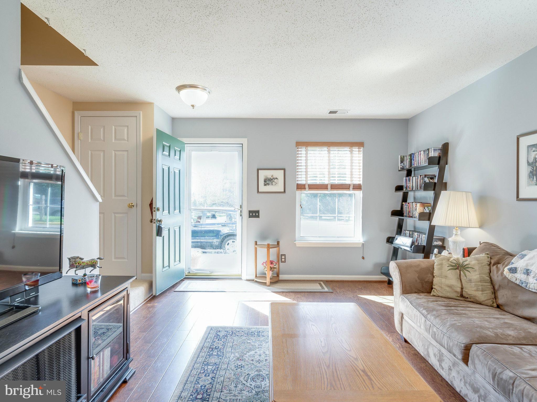 2471 Fox Trot Terrace Reston, VA 20191 - Photo 5 of 23 3rd View of Living Room