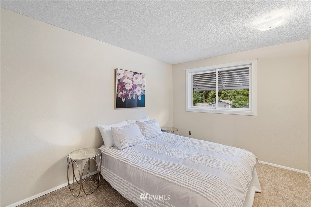 22430 1st Drive Southeast Bothell, WA 98021 - Photo 13 of 23 Gallery Image 13