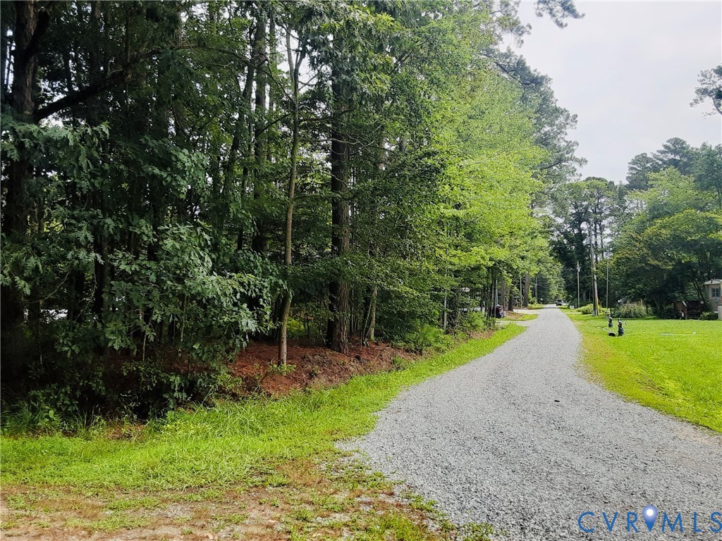 7 Lane Road Reedville, VA 22539 - Photo 2 of 8 Wooded lots on left
