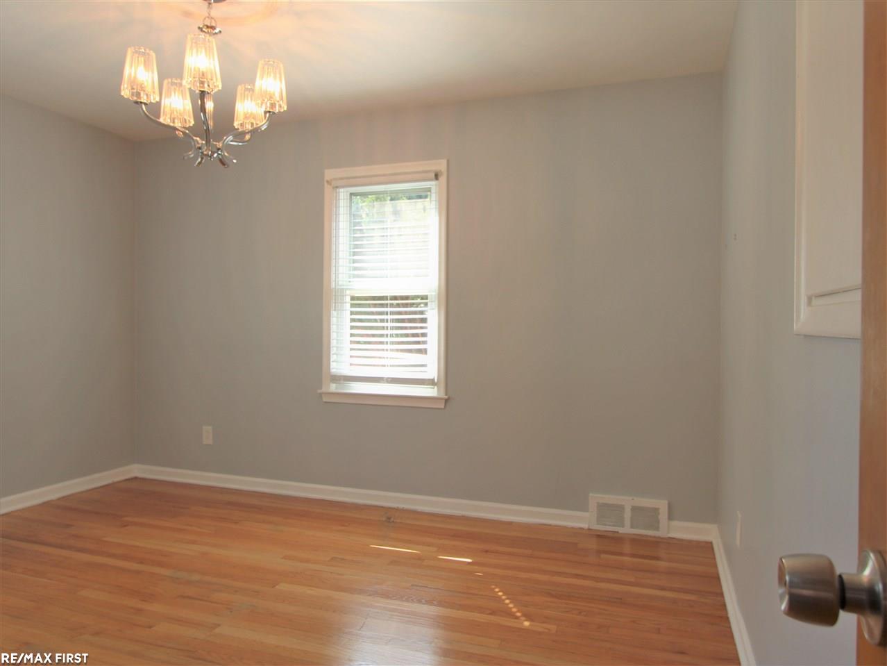 1661 Walnut Street Dearborn, MI 48124 - Photo 15 of 24