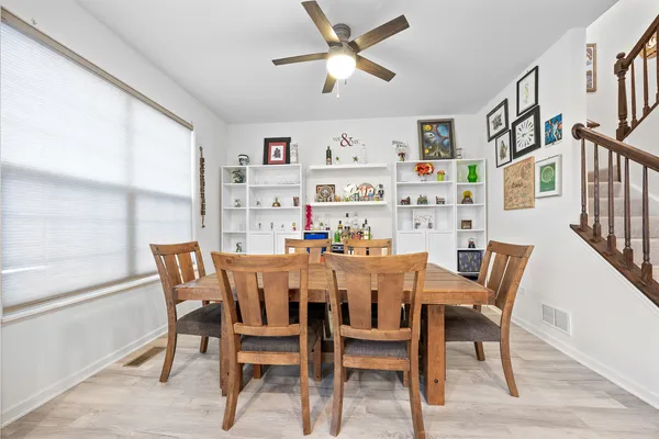 $345,000 | 574 Cannonball Drive, Grayslake, IL 60030