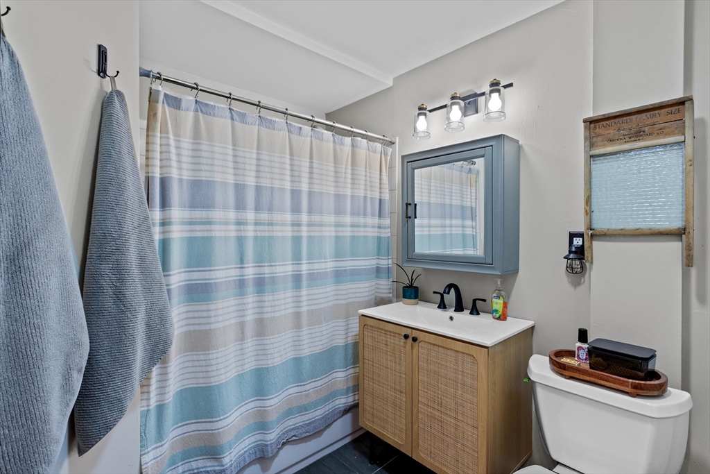 62 Beacon Street, Unit 2 Chelsea, MA 02150 - Photo 12 of 13 Gallery Image 12