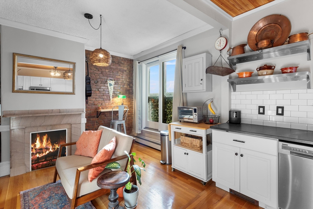 62 Beacon Street, Unit 2 Chelsea, MA 02150 - Photo 3 of 13 Gallery Image 3
