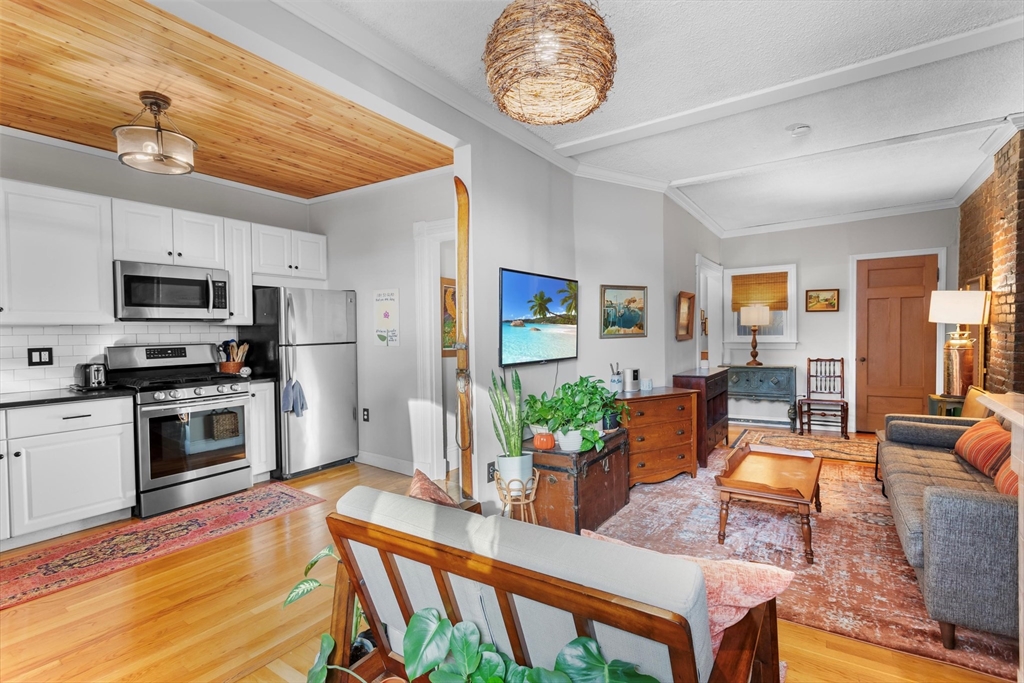 62 Beacon Street, Unit 2 Chelsea, MA 02150 - Photo 5 of 13 Gallery Image 5