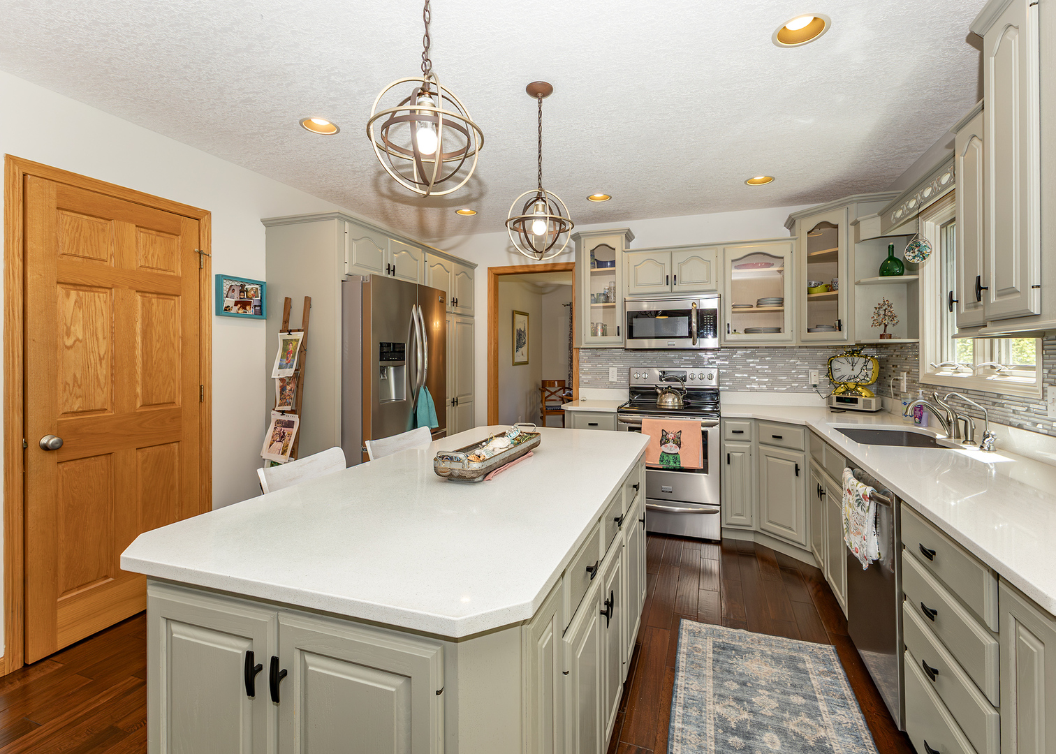 881 Pheasant Run Road Clinton, IA 52732 - Photo 9 of 29
