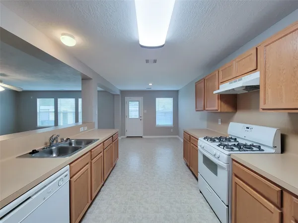 $1,700 | 20759 Cypress Crescent Lane, Cypress, TX 77433