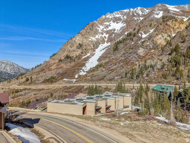 9699 Bypass Road, Unit 5 Alta, UT 84092 - Photo 52 of 54 Modern architectural design featuring flat roofs and multiple skylights