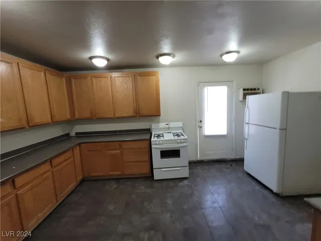$409,900 | 1929 Evelyn Avenue, Henderson, NV 89011