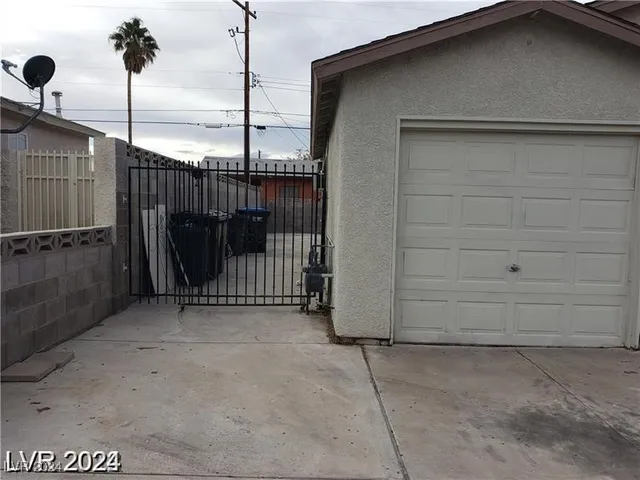 $409,900 | 1929 Evelyn Avenue, Henderson, NV 89011