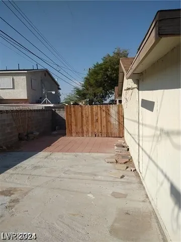 $409,900 | 1929 Evelyn Avenue, Henderson, NV 89011