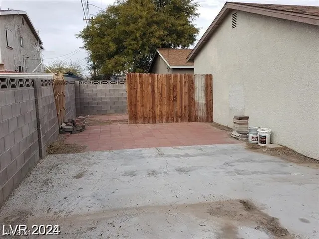 $409,900 | 1929 Evelyn Avenue, Henderson, NV 89011