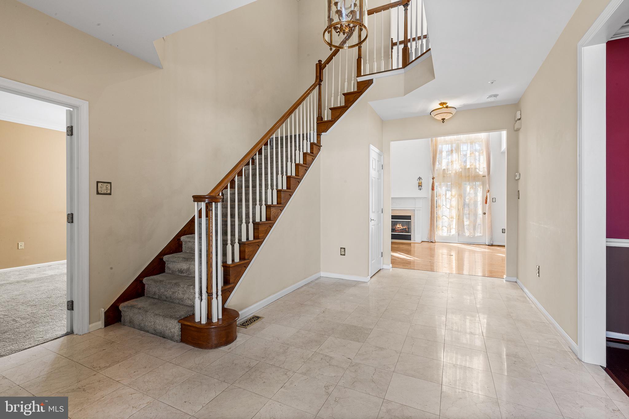 8 Riders Run Newtown Square, PA 19073 - Photo 3 of 36