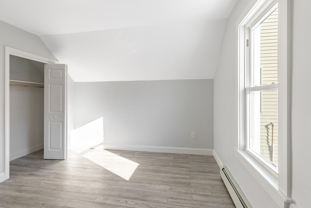 943 Broadway Chelsea, MA 02150 - Photo 16 of 23