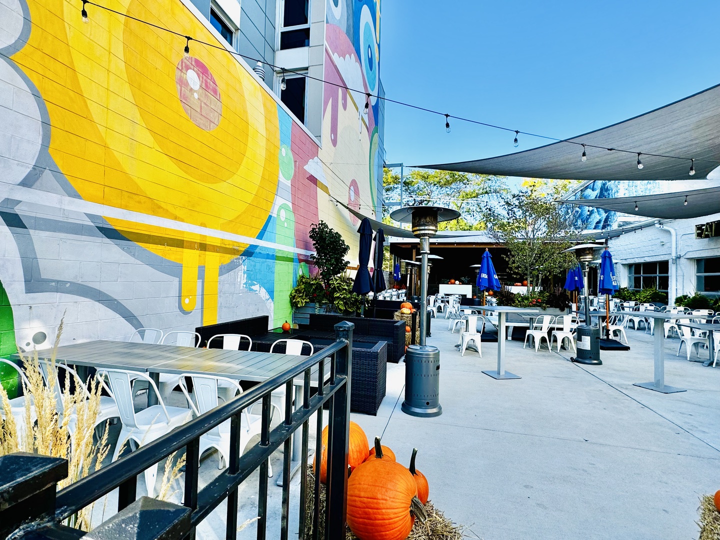 1834 West Rice Street, Unit A Chicago, IL 60622 - Photo 35 of 39 a view of outdoor space with seating area