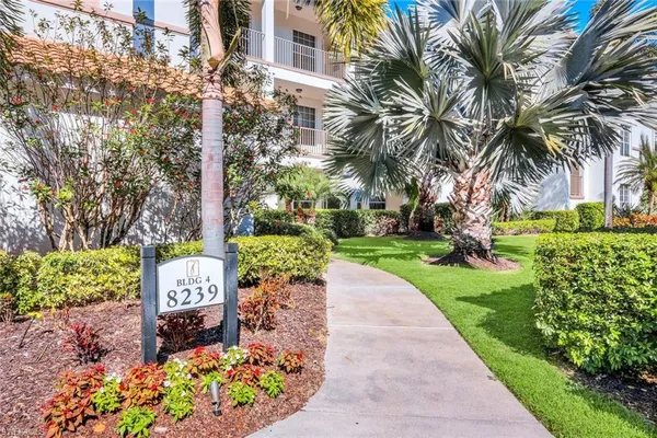 $352,000 | 8239 Parkstone Place, Unit 107, Naples, FL 34120
