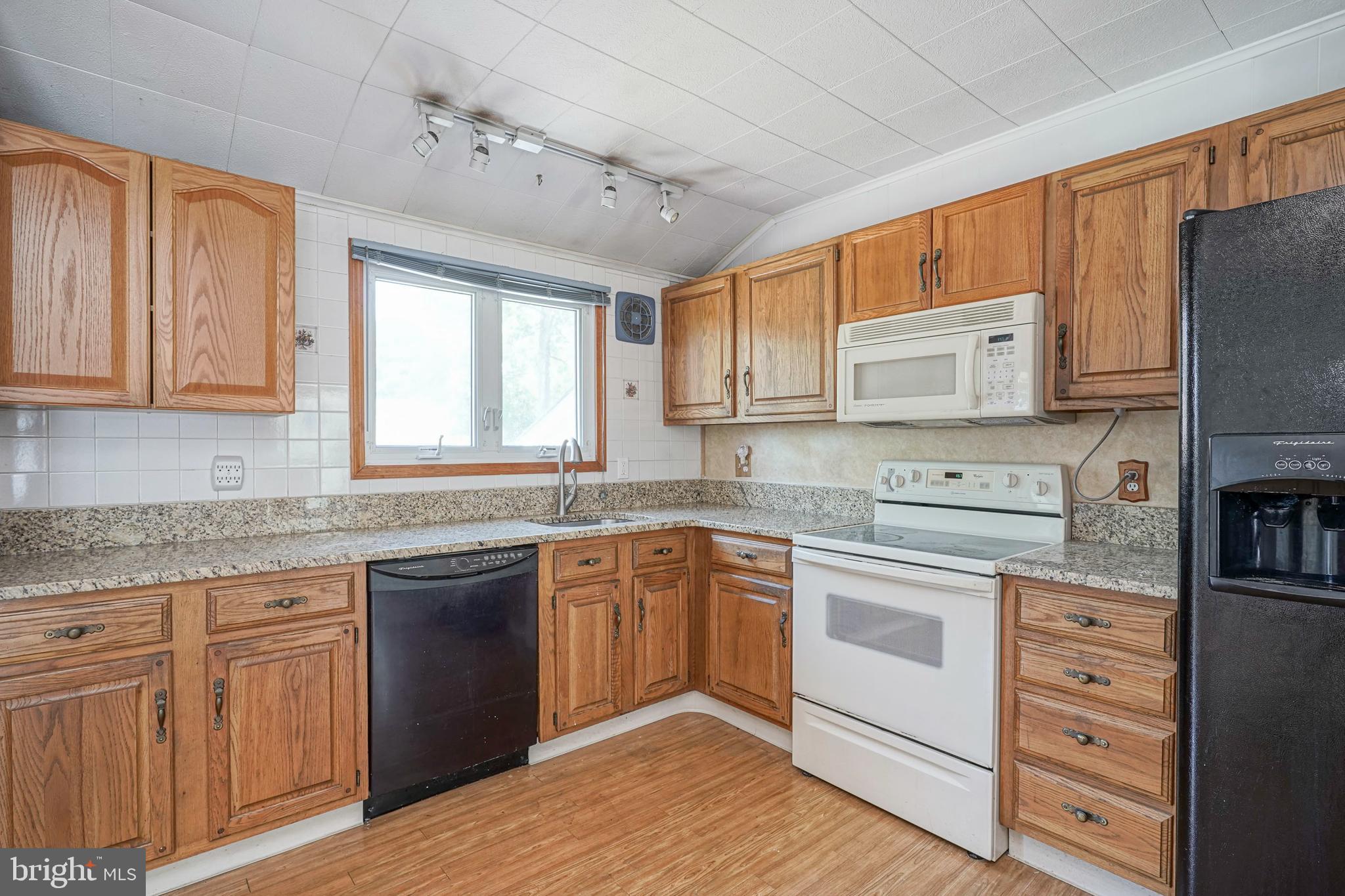 313 Downing Road Somerdale, NJ 08083 - Photo 8 of 33