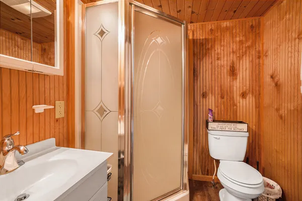 $249,900 | 3957 Cleveland Drive West, Bitely, MI 49309