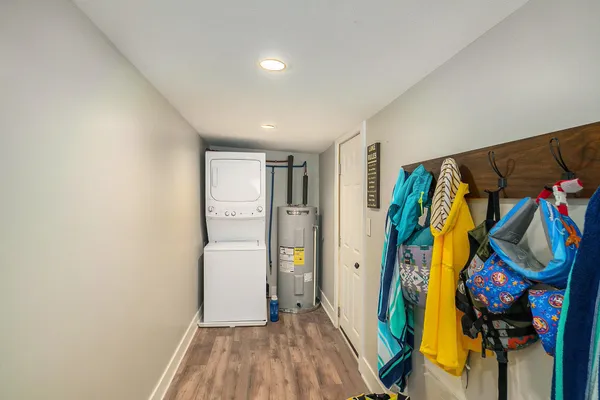 $249,900 | 3957 Cleveland Drive West, Bitely, MI 49309